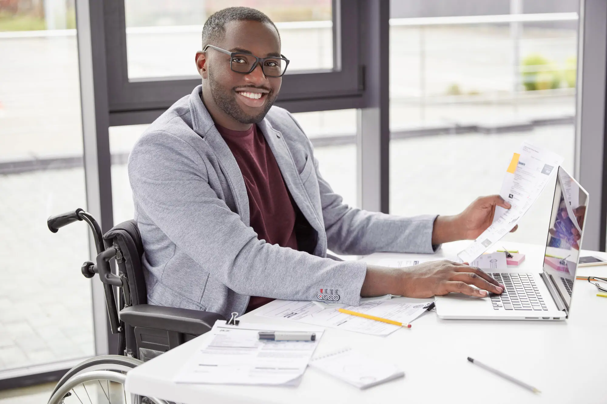 Property Manager's Guide to Sending Tax Statements and 1099s to Landlords in Lynnwood, WA